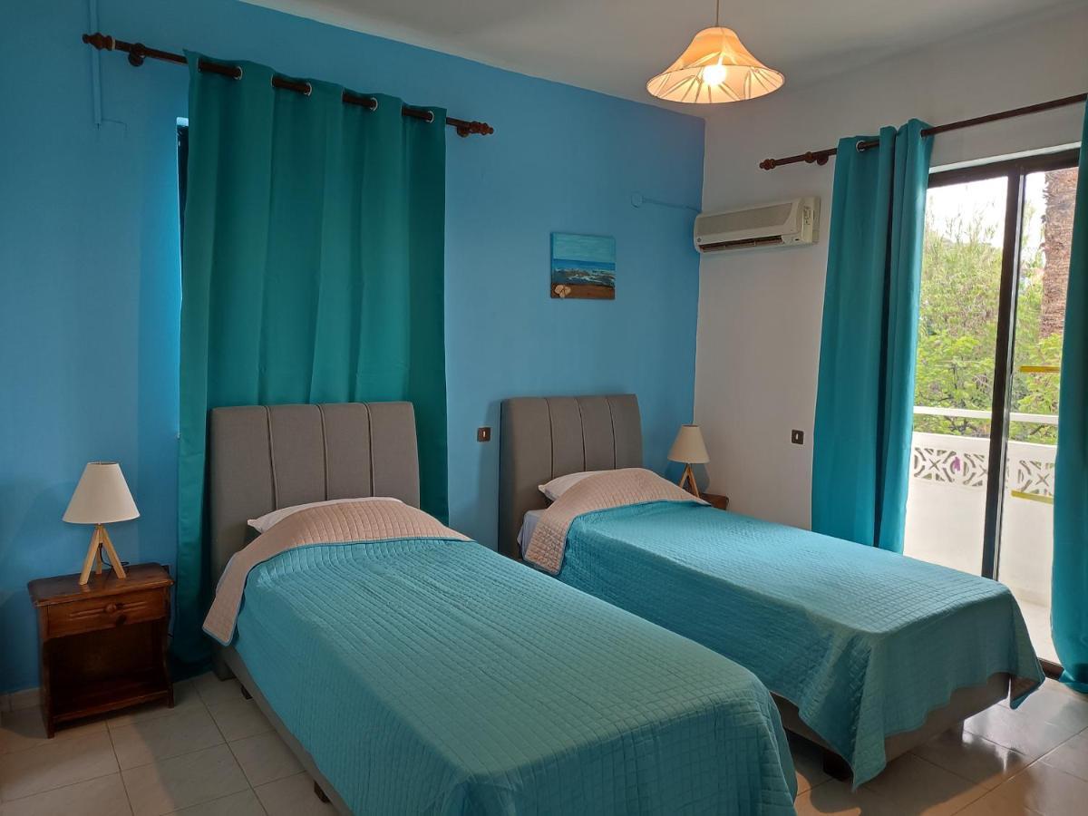 Dolphin Apartments 팔리라키 외부 사진
